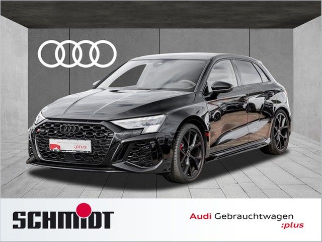 Audi RS3 2024