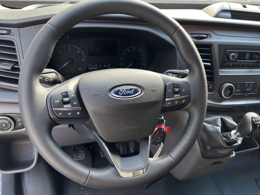 Ford Transit 2025