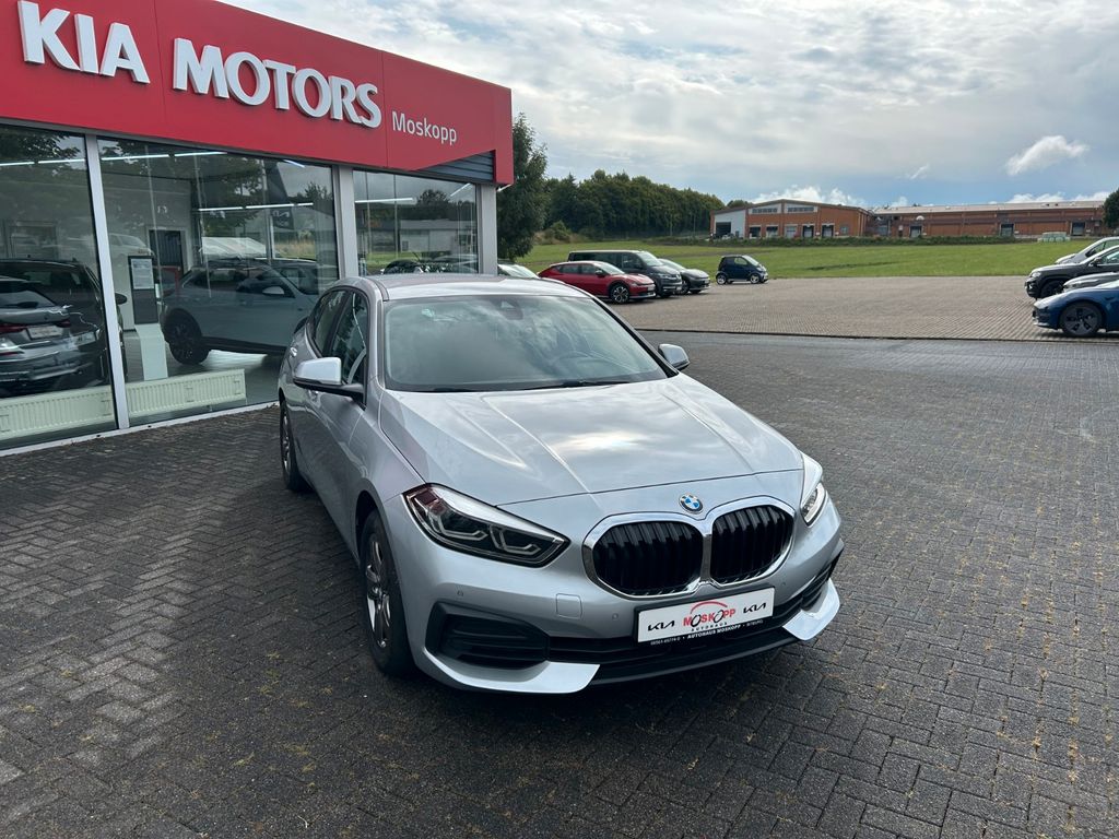 BMW 118 2021