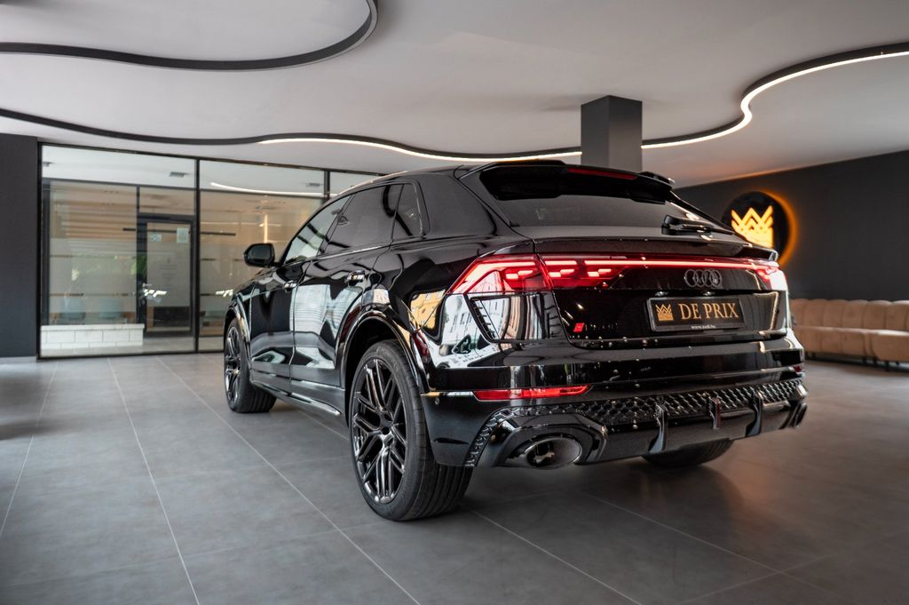 Audi RSQ8 2025