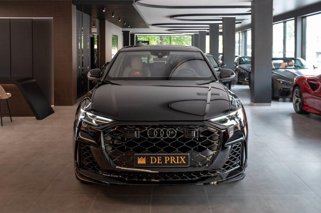 Audi RSQ8 2025