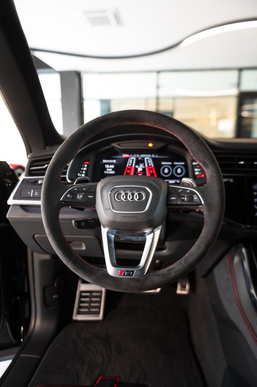 Audi RSQ8 2025