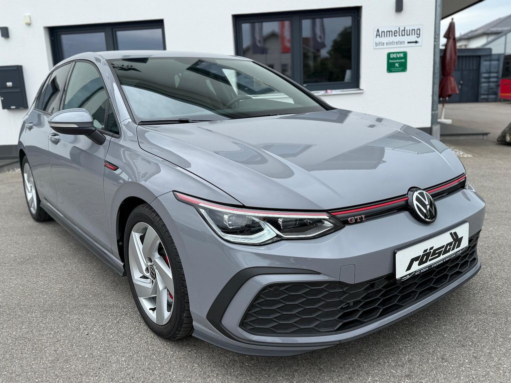 Volkswagen Golf 2021