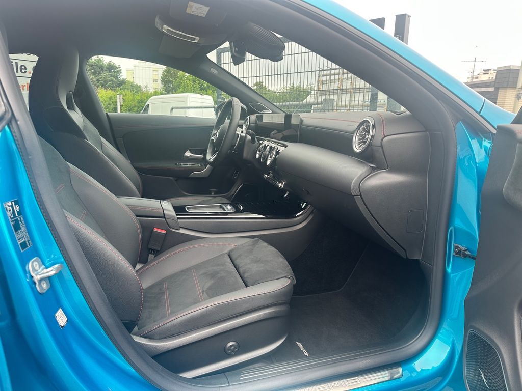 Mercedes-Benz CLA 35 AMG 2024