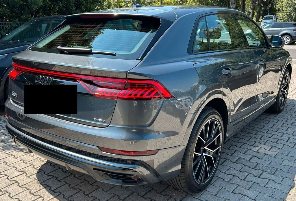 Audi Q8 2023