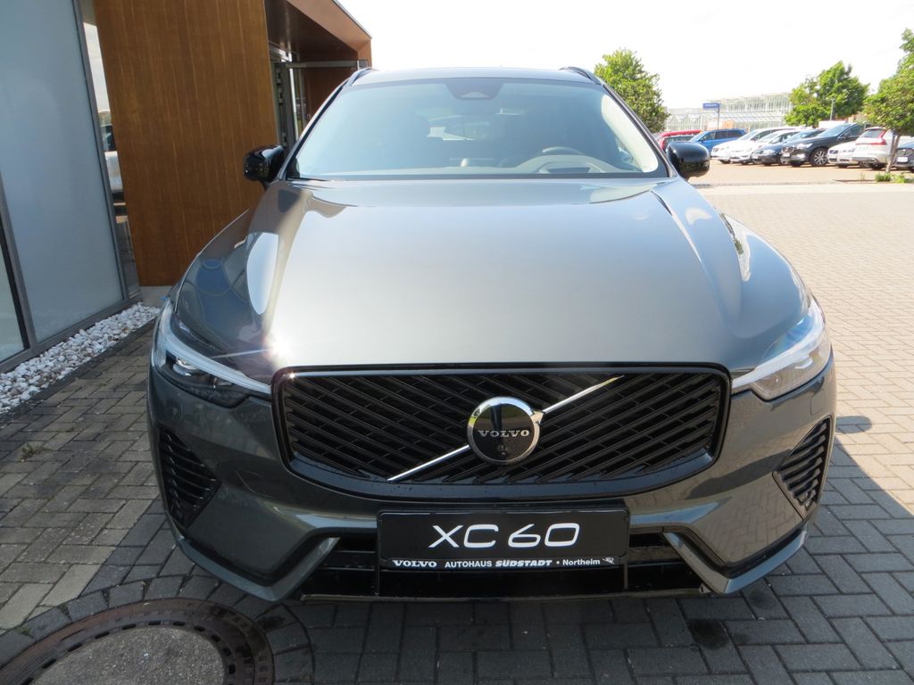 Volvo XC60 2025