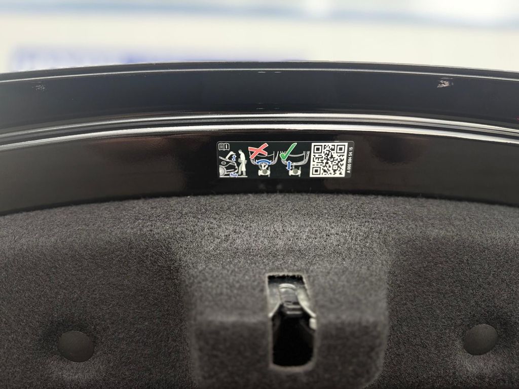 Mercedes-Benz SL 63 AMG 2024