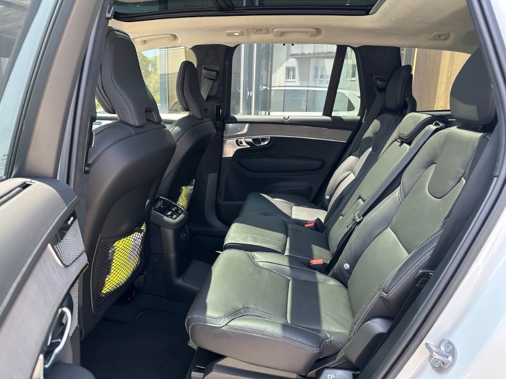 Volvo XC90 2025