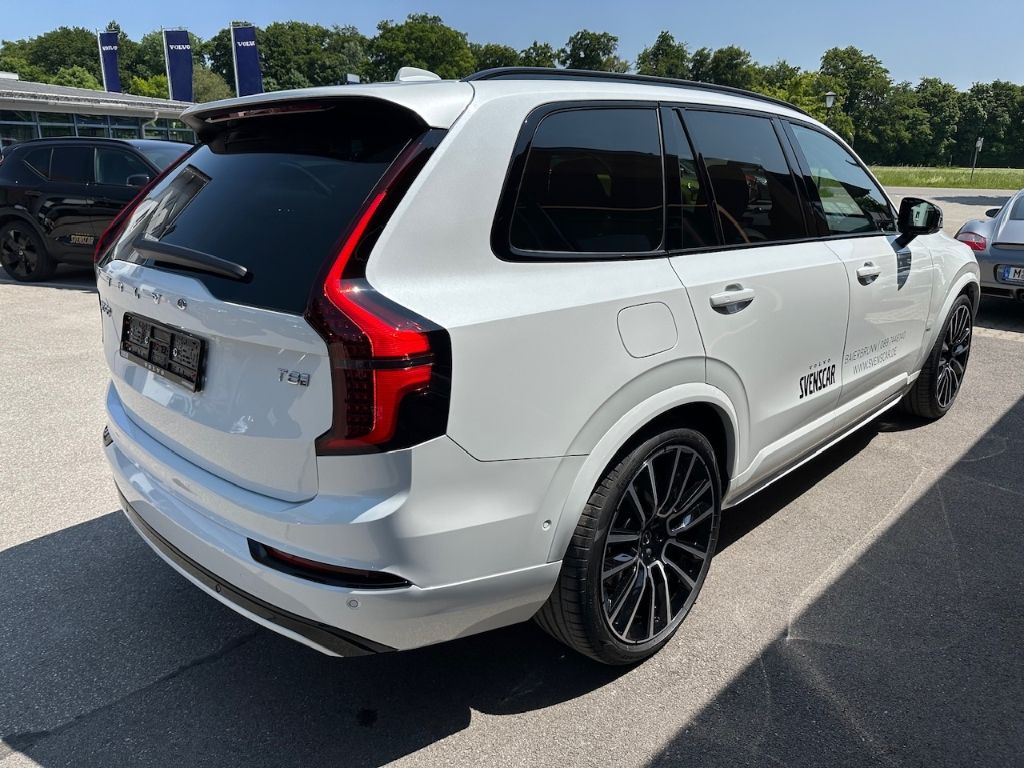 Volvo XC90 2025