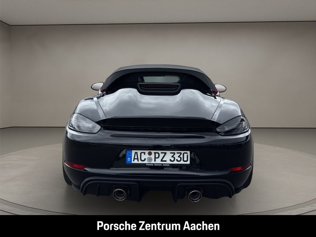 Porsche Boxster 2025