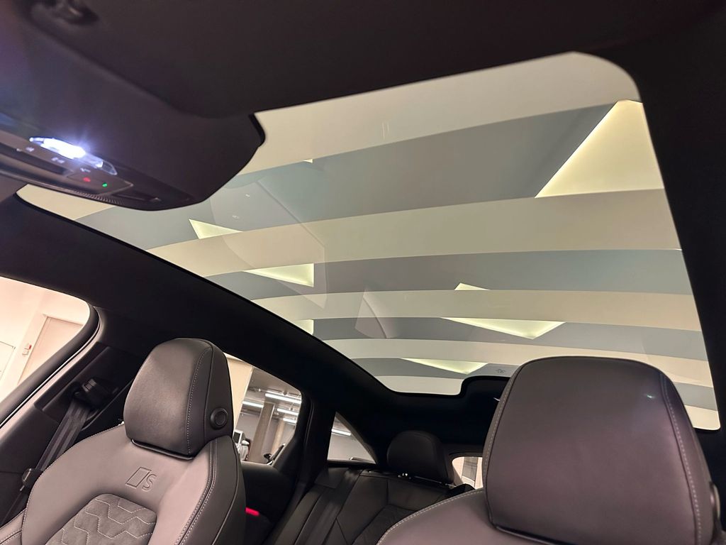Audi A6 e-tron 2025