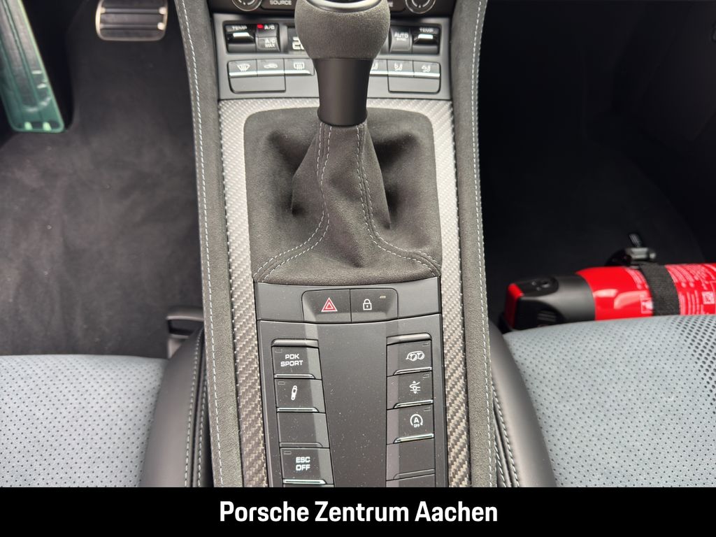 Porsche Boxster 2025