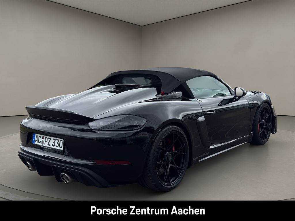 Porsche Boxster 2025