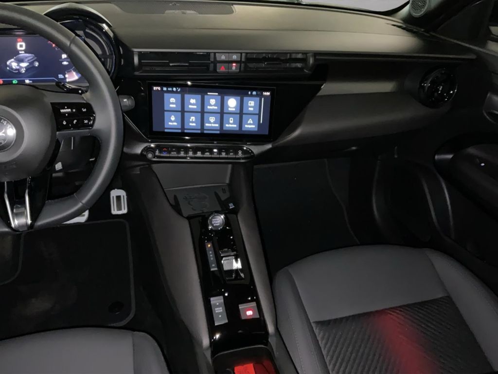 Alfa Romeo Junior 2025