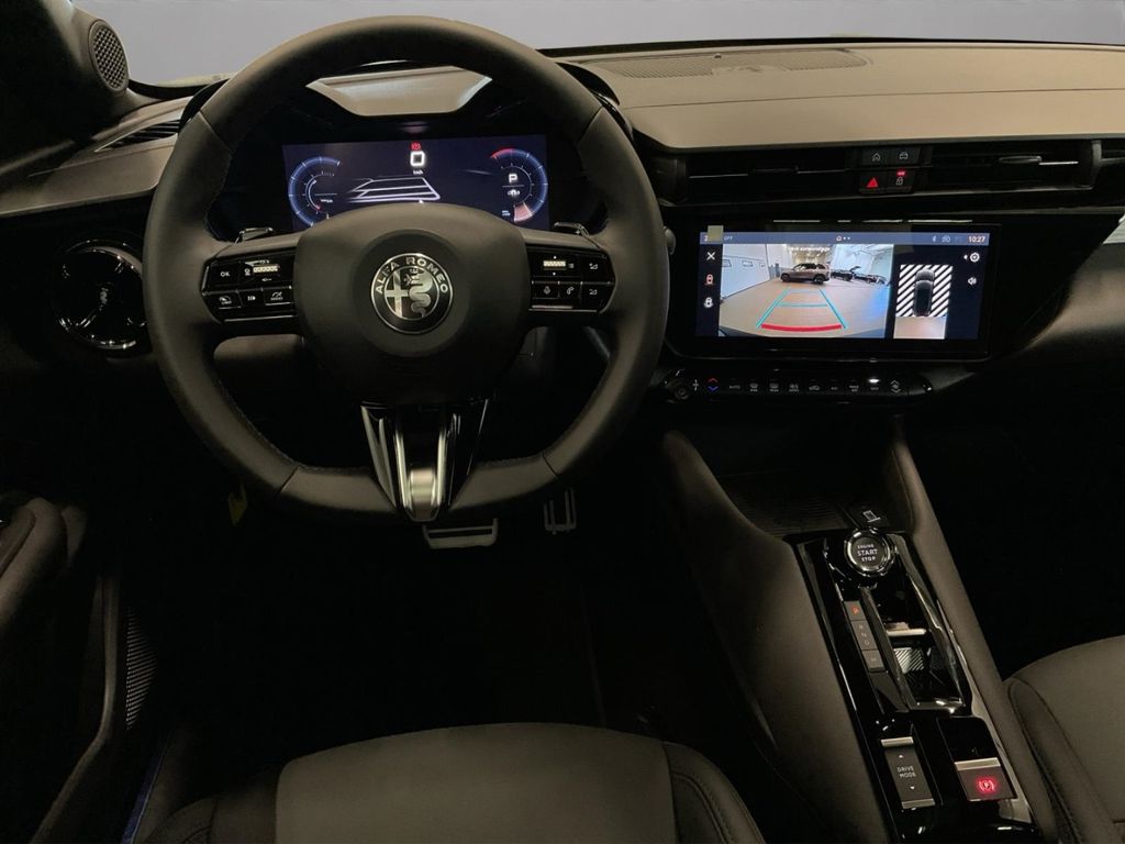 Alfa Romeo Junior 2025