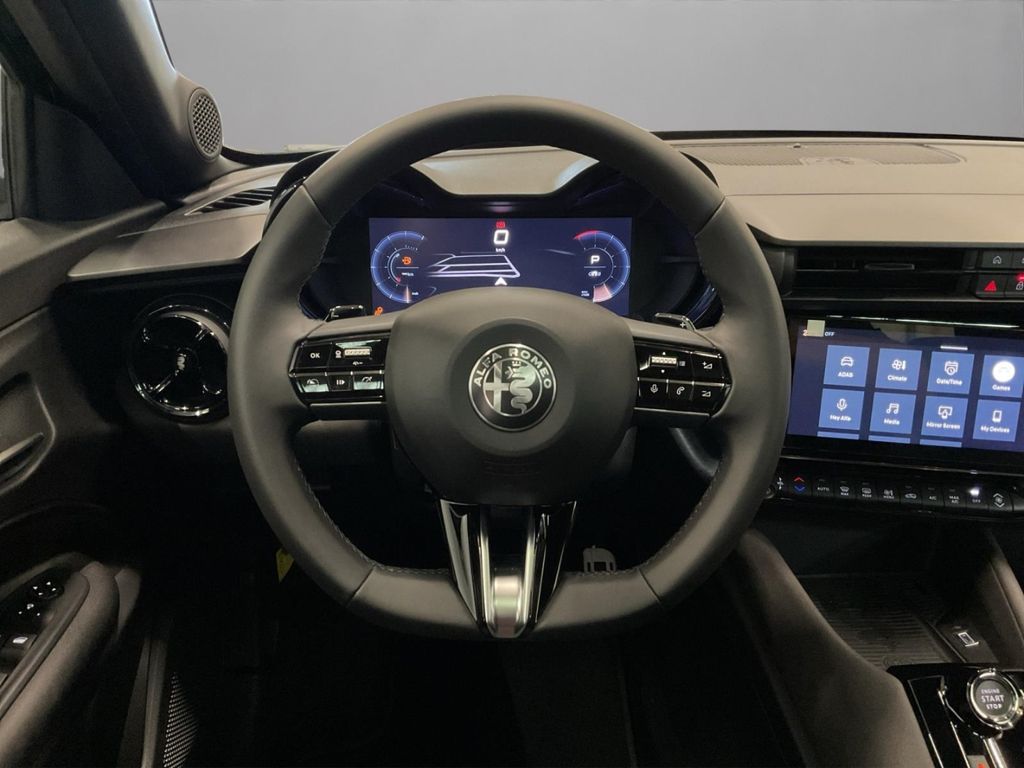 Alfa Romeo Junior 2025