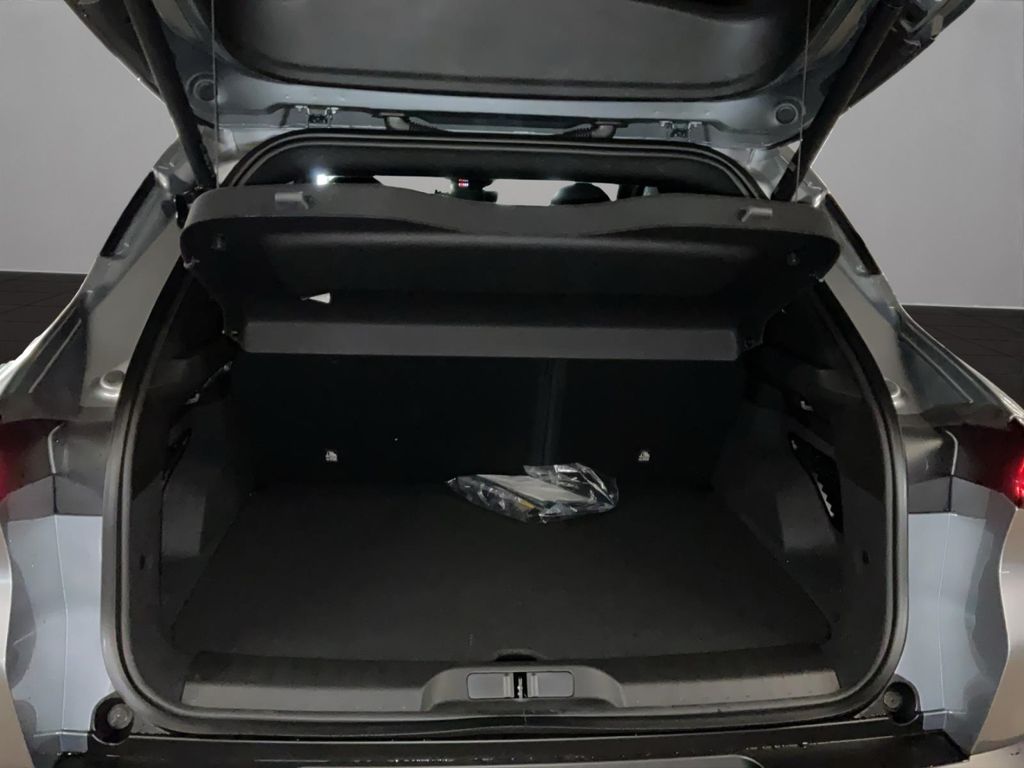 Alfa Romeo Junior 2025