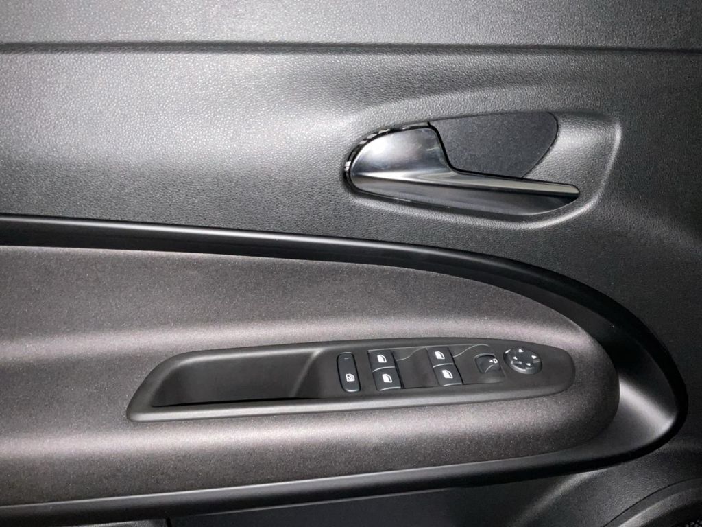 Alfa Romeo Junior 2025