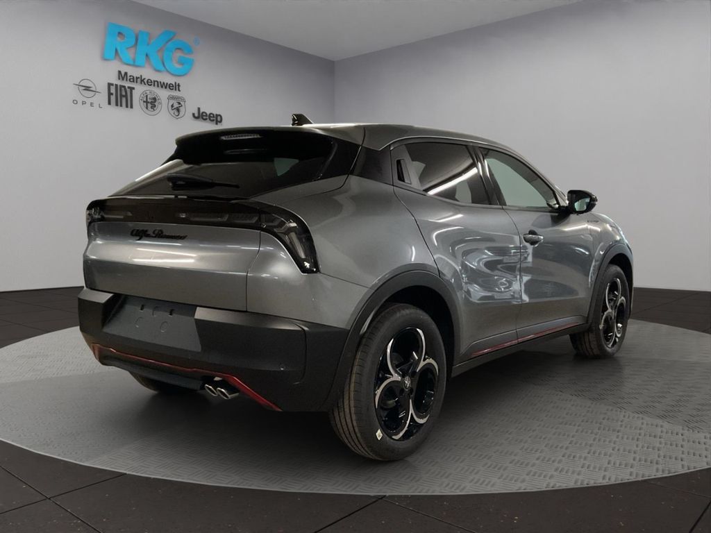 Alfa Romeo Junior 2025