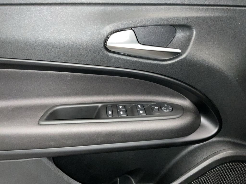 Alfa Romeo Junior 2025