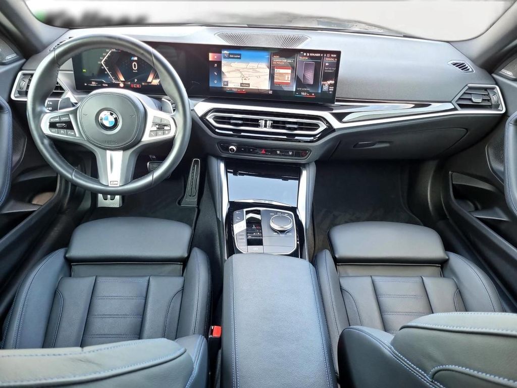 BMW 230 2023