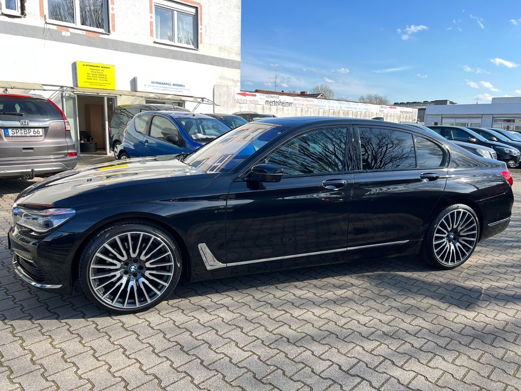 BMW 750 2019