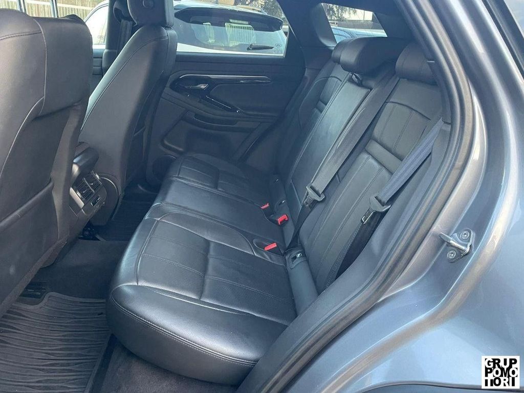 Land Rover Range Rover Evoque 2021