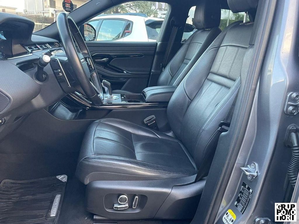 Land Rover Range Rover Evoque 2021