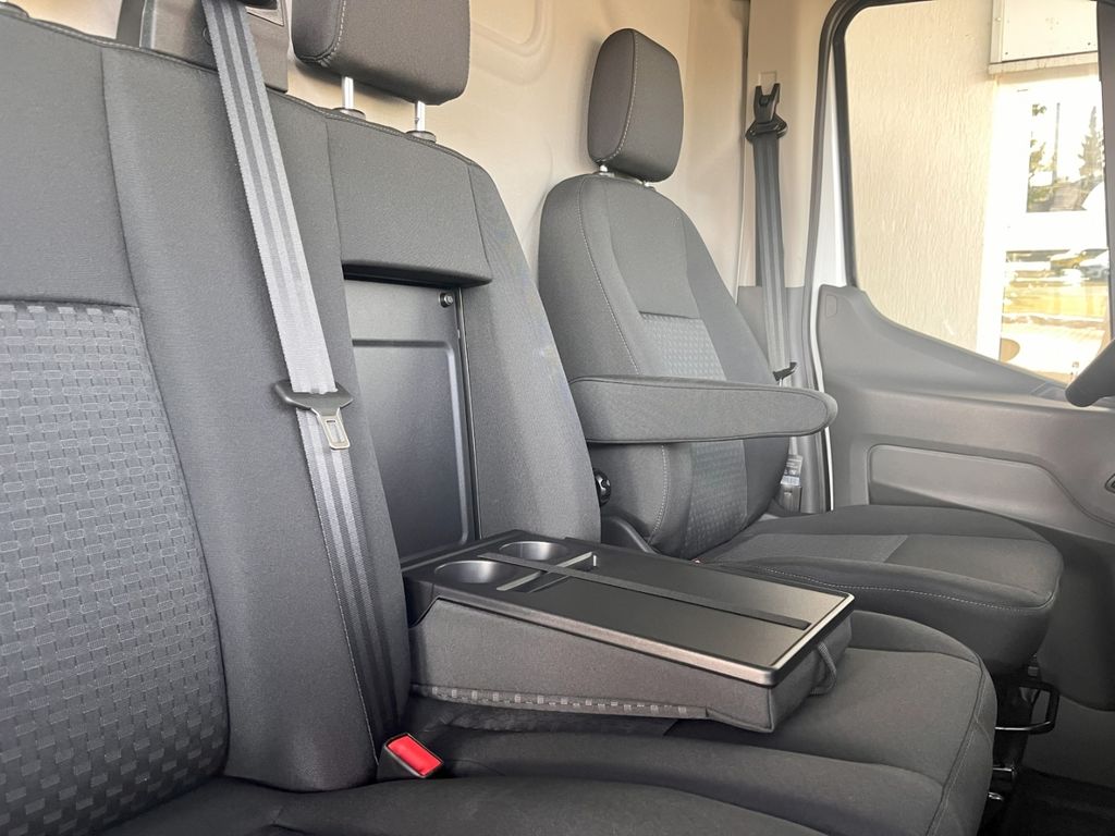 Ford Transit 2025