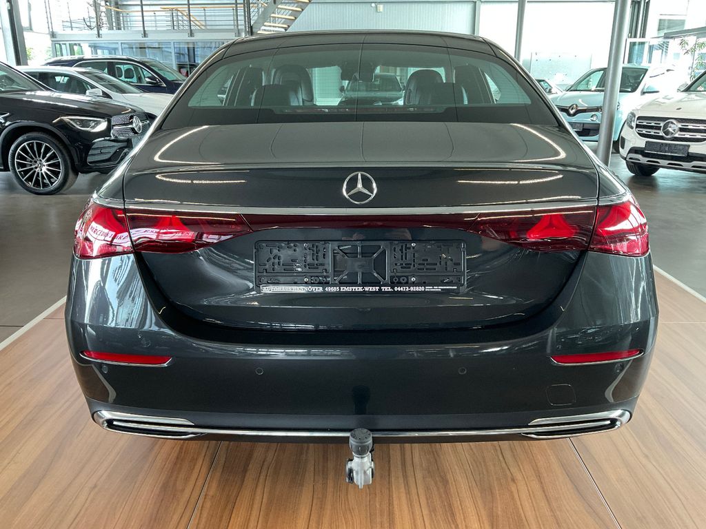 Mercedes-Benz E 220 2024