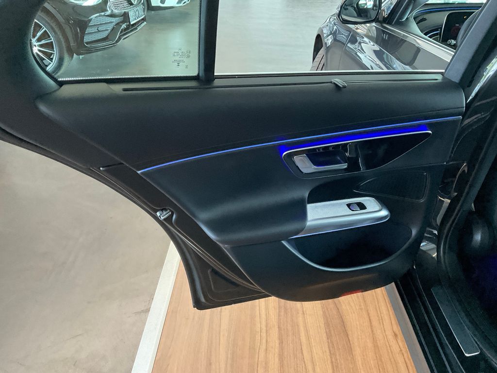 Mercedes-Benz E 220 2024