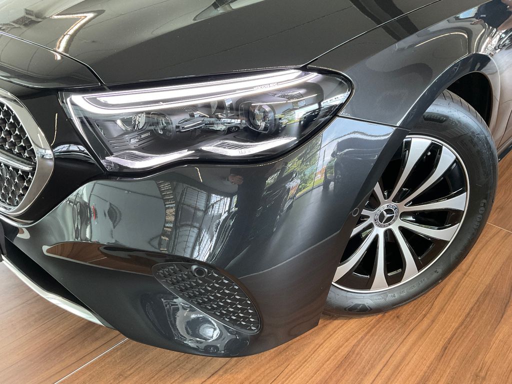 Mercedes-Benz E 220 2024