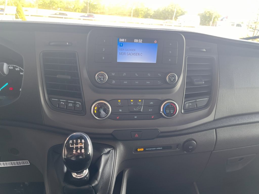 Ford Transit 2025