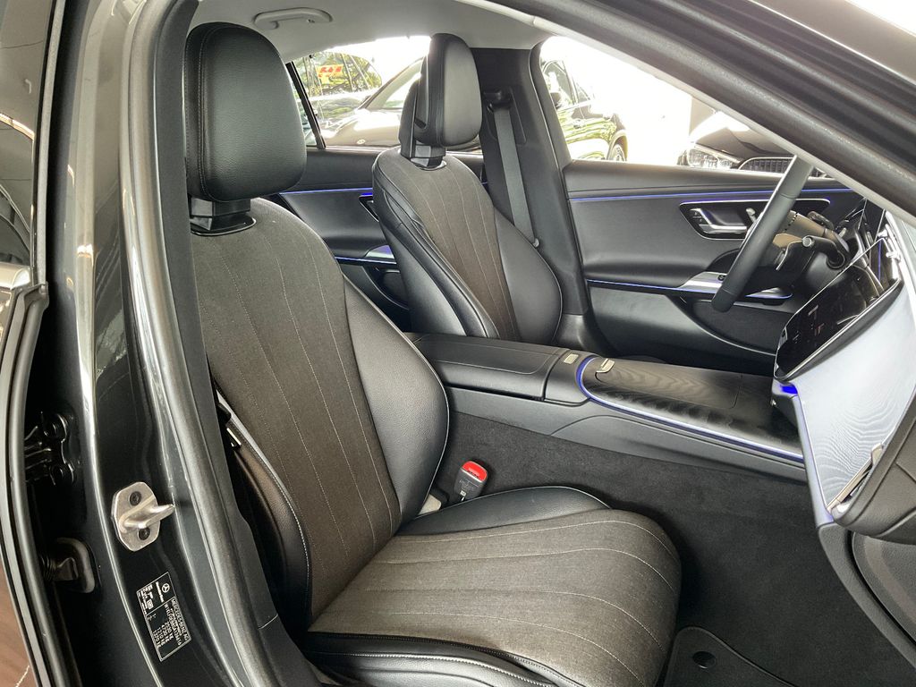 Mercedes-Benz E 220 2024