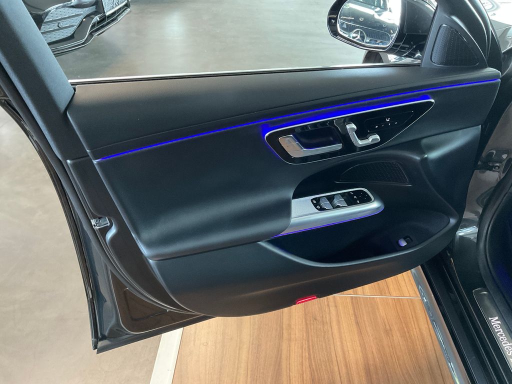 Mercedes-Benz E 220 2024