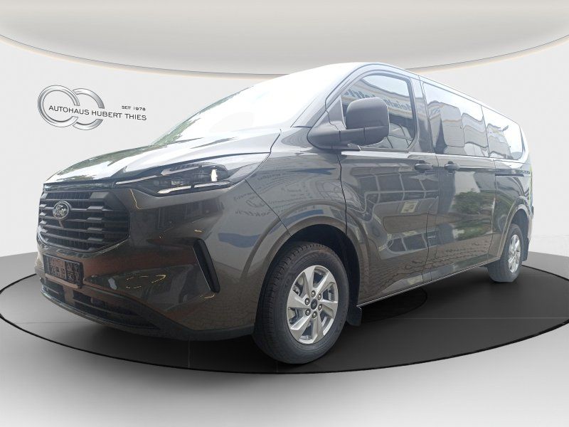 Ford Tourneo Custom 2025