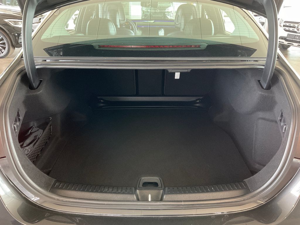 Mercedes-Benz E 220 2024