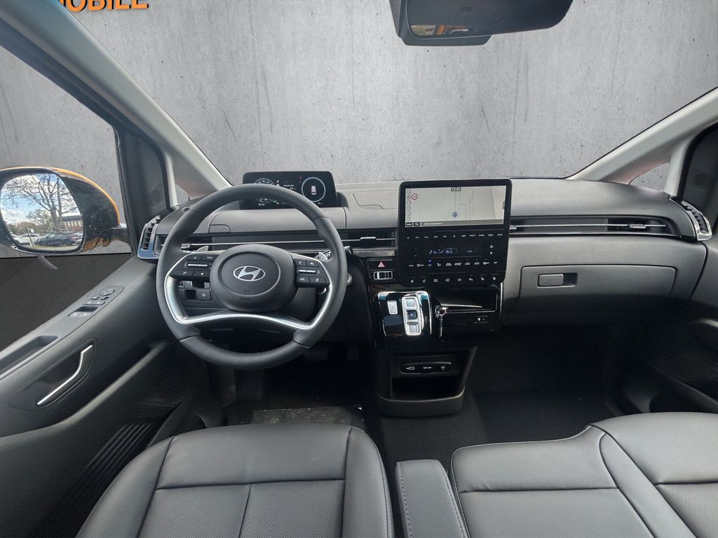 Hyundai STARIA 2025