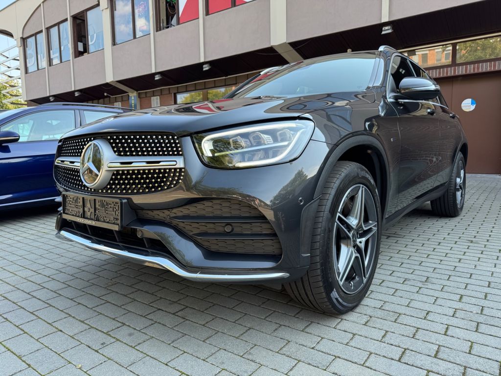 Mercedes-Benz GLC 300 2021