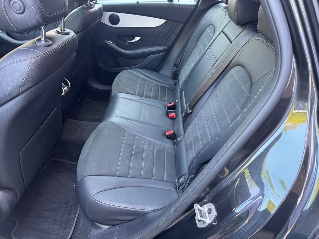 Mercedes-Benz GLC 300 2021