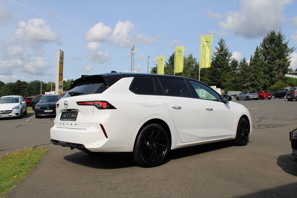 Opel Astra 2025