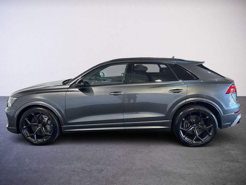 Audi RSQ8 2024