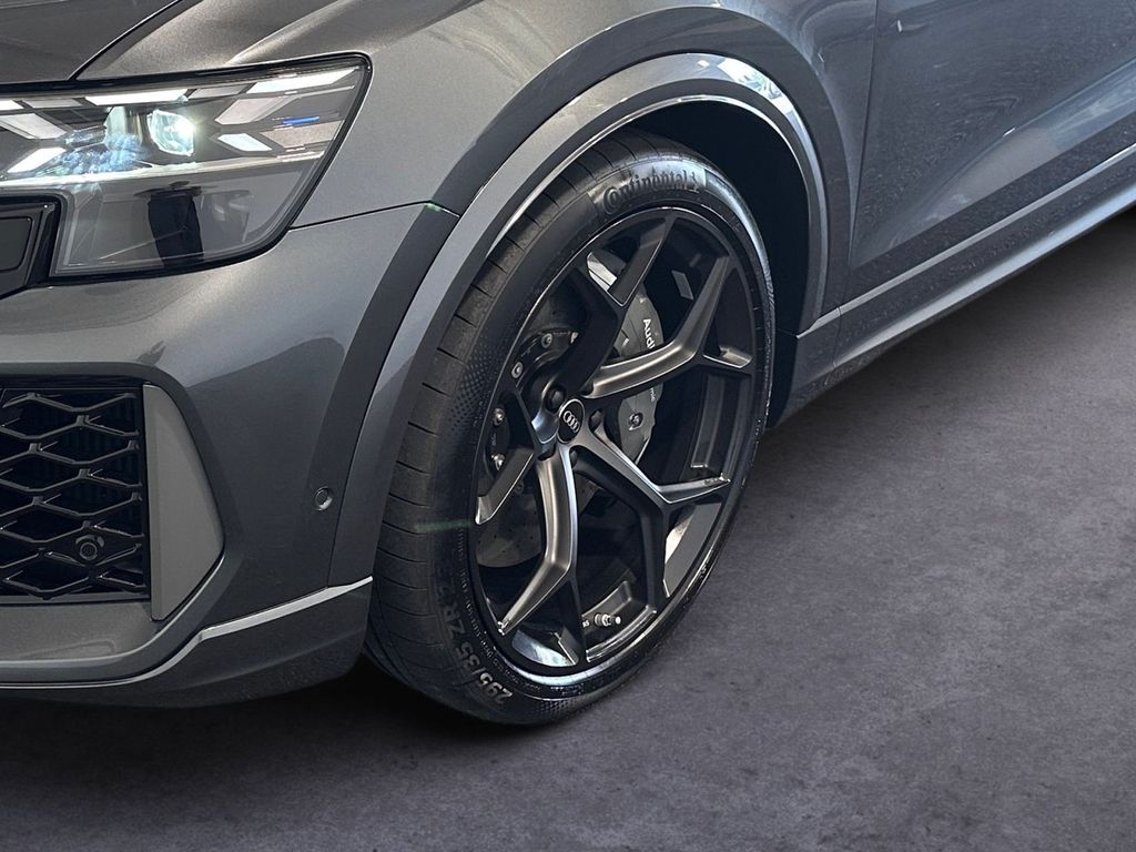 Audi RSQ8 2024