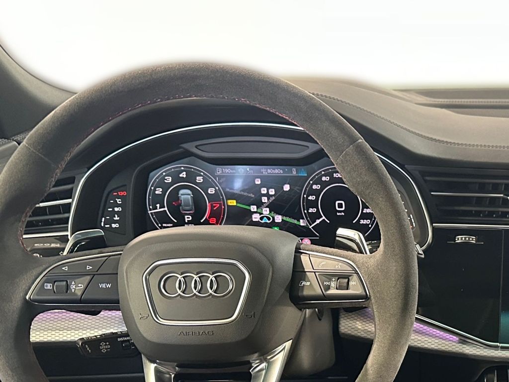 Audi RSQ8 2024
