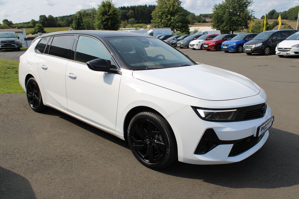 Opel Astra 2025