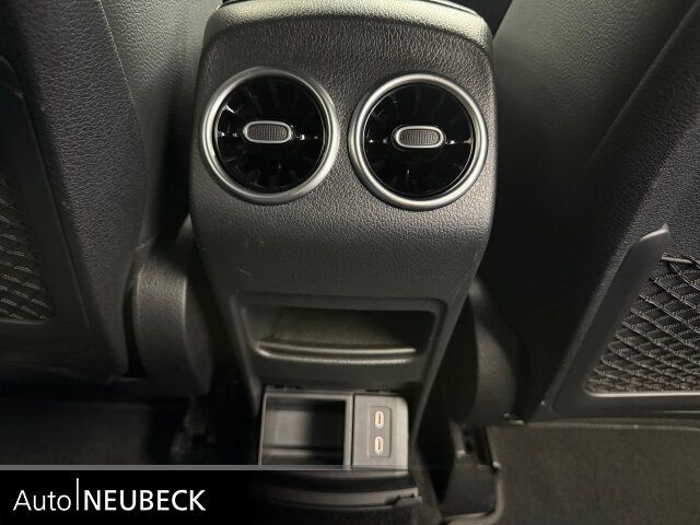 Mercedes-Benz GLB 200 2024