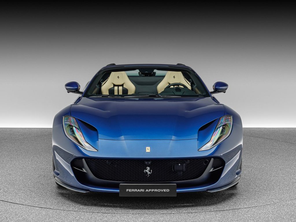 Ferrari 812 2021