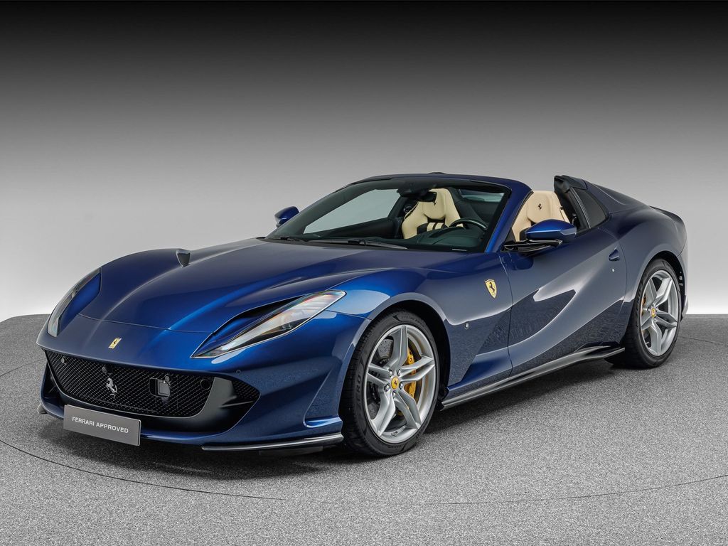 Ferrari 812 2021