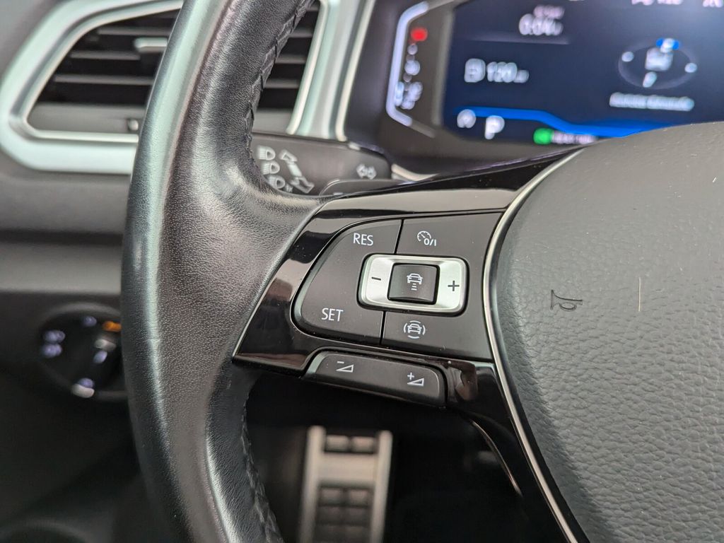 Volkswagen T-Roc 2021