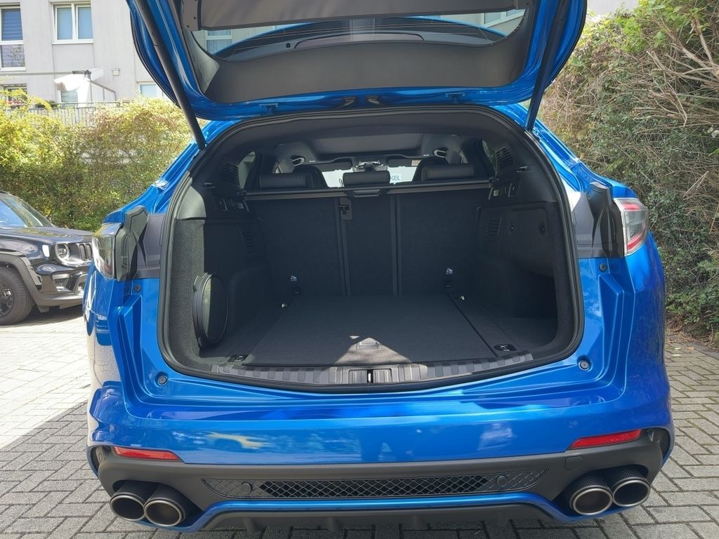 Alfa Romeo Stelvio 2025